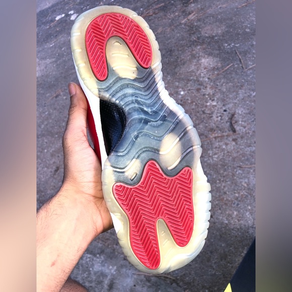 COPY - JORDAN 11 RED 7Y - Picture 10 of 12